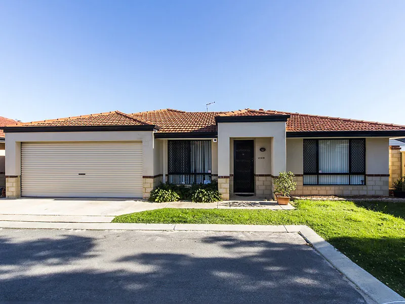 LOCK UP AND LEAVE - VILLA