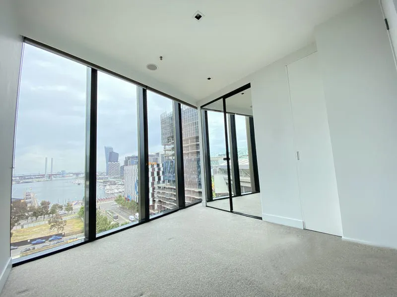 Enjoying Your Time In This Warmly Apartment With Good View.