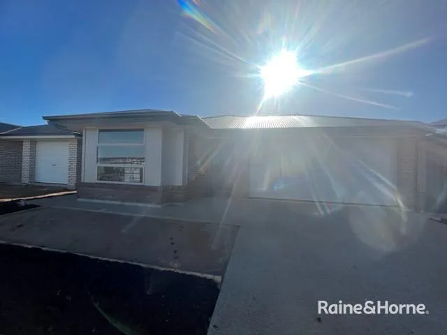 Brand new four bedroom home in Munno Para!