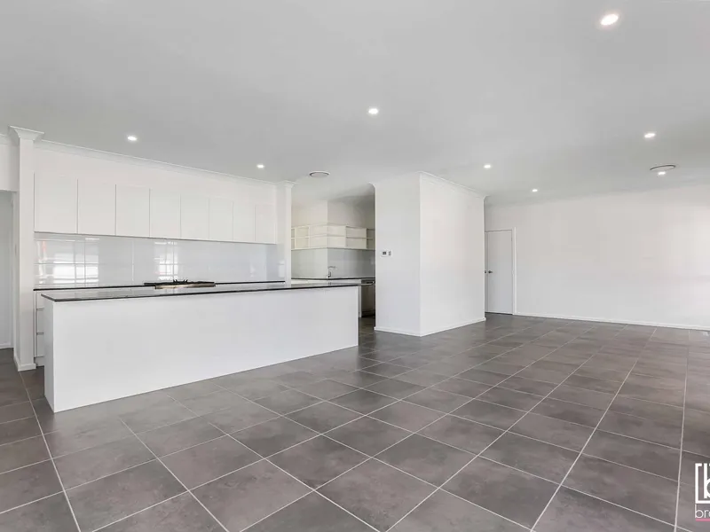 Brand New Build Four Bedroom Home in Crangan Bay!
