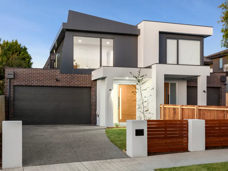 Brand-New & Brilliantly Detailed