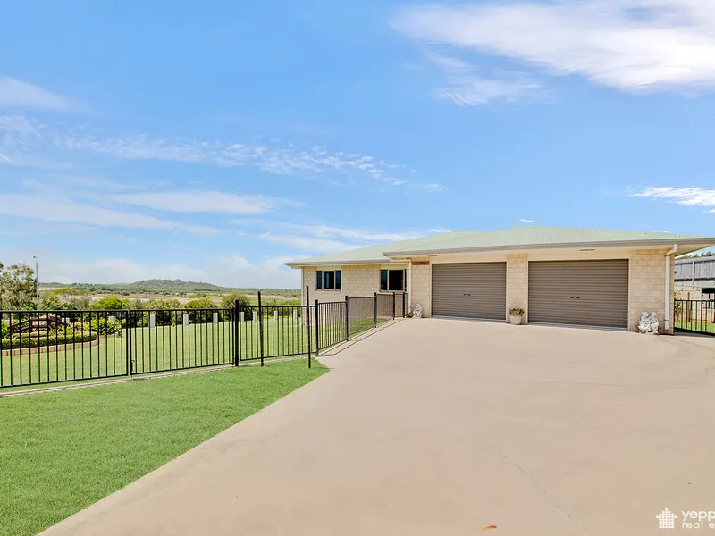 344m2 quality home on 1,867m2 close to Harbour!