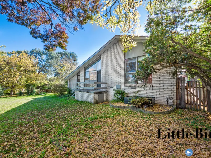 Sun filled home in quiet cul-de-sac