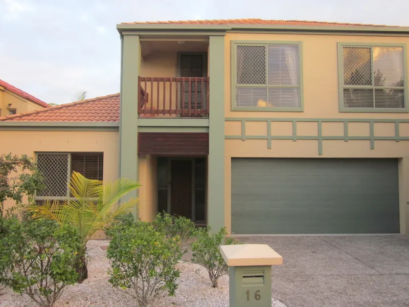 Lovely Home in Convenient Location!