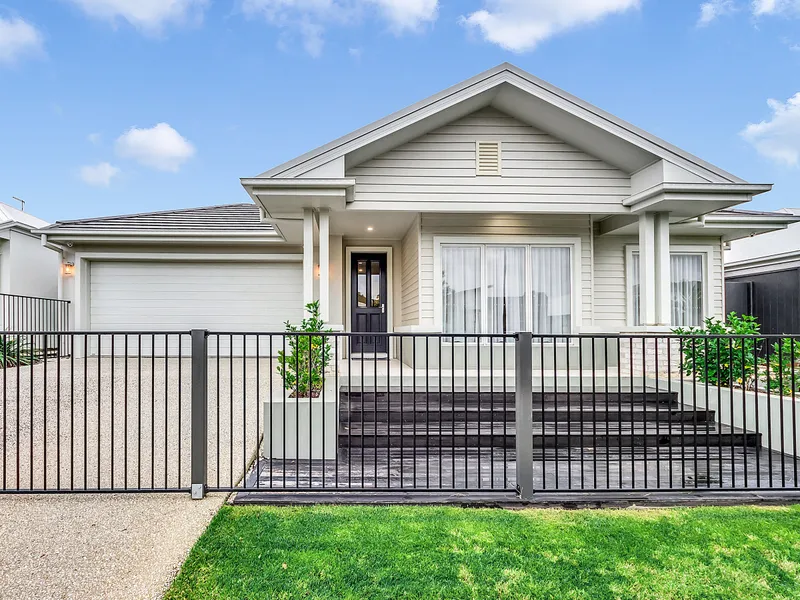 Prestigious Family Home in Outstanding Location