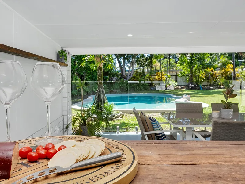 Beachside Chic | Golf Lover | Room for the Boat