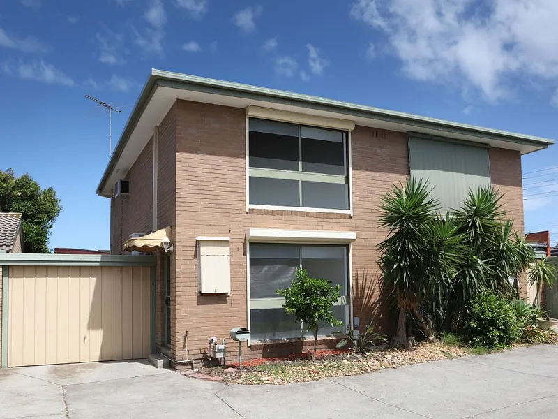 Affordable Cheltenham Lifestyle Opportunity