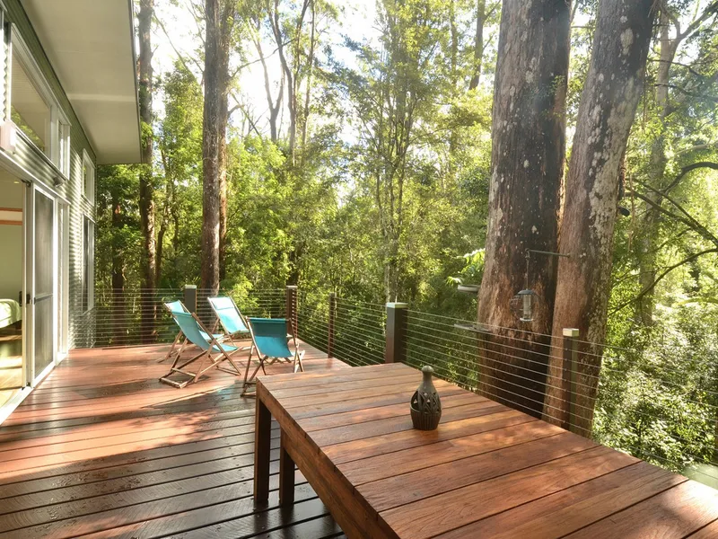 Furrytail Palace – walk in walk out