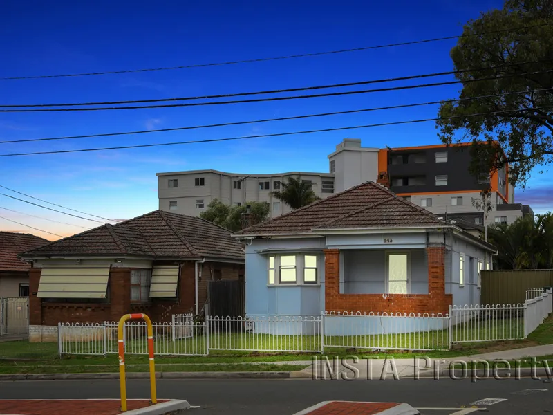 SPACIOUS FAMILY HOME IN PRIME LOCATION