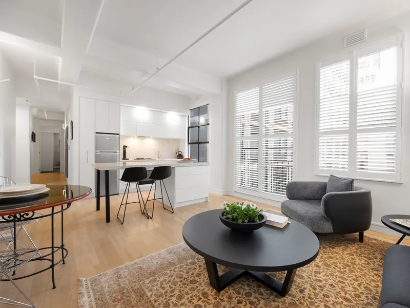 Warehouse Style Apartment, Outstanding Renovation!