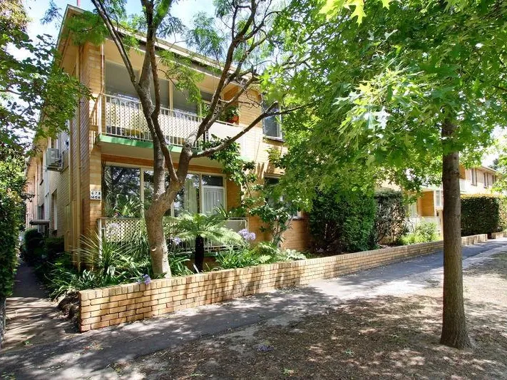 SPACIOUS LIVING IN BEAUTIFUL TREE LINED STREET