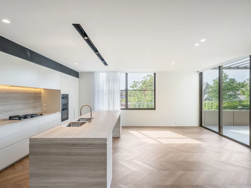 Sophisticated Luxury Residence In The Heart Of Hawthorn.