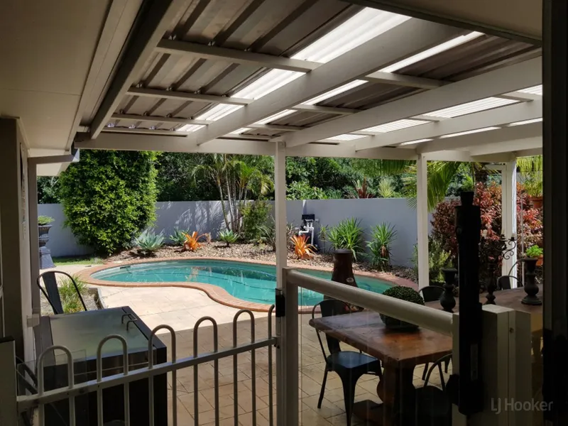 Large Family Home - With Pool!