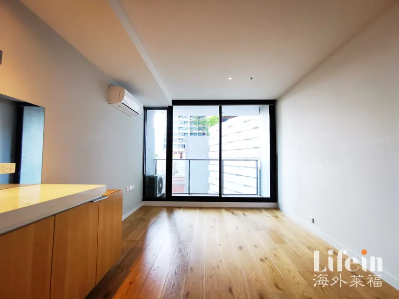 ONE BEDROOM PROPERTY IN THE NEW YORK END OF TOWN!