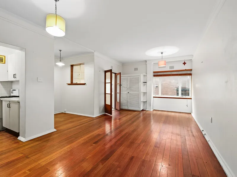 Spacious and Charming Apartment