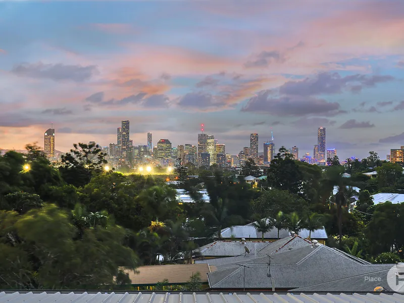 Pinnacle Penthouse with amazing city views