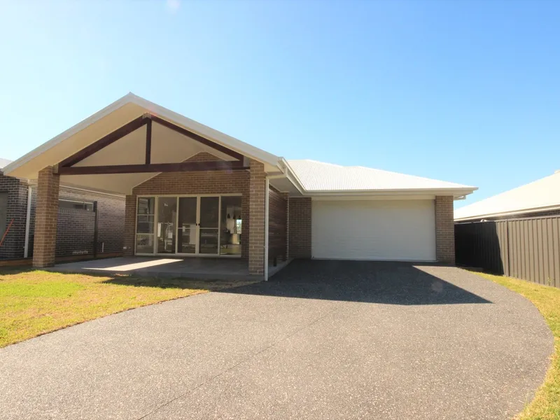 Contemporary new home in the Forster Grange