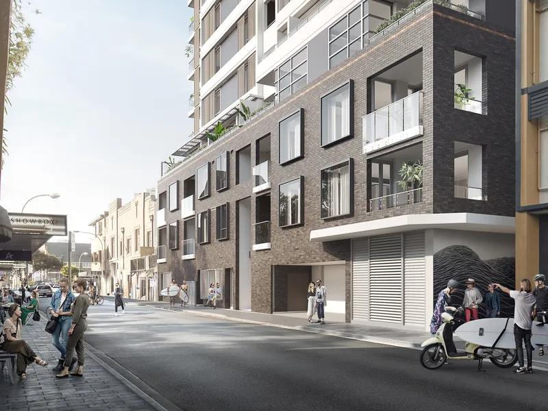 URBAN-CHIC MANLY LIVING 