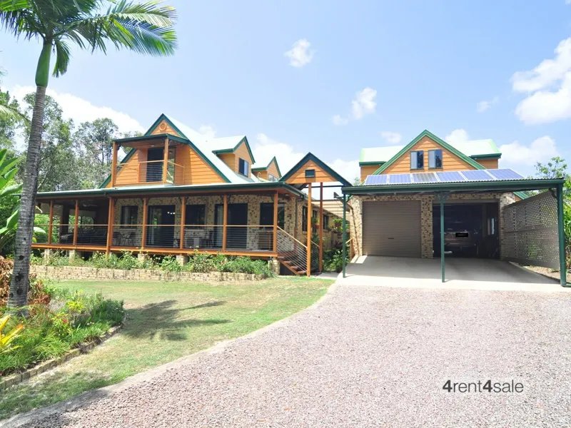 Private and Secluded - Stunning Timber Home