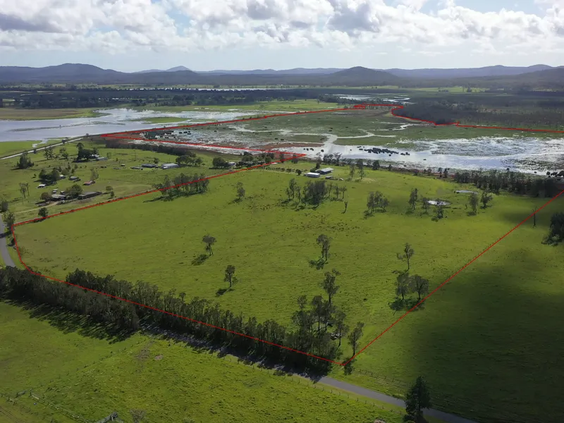237 ACRES, 3 BEDROOM HOME, GREAT SHED - THE WHOLE PACKAGE!