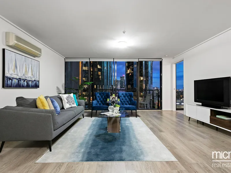 Spacious Family Retreat in Corner Position with Spectacular Southbank Style