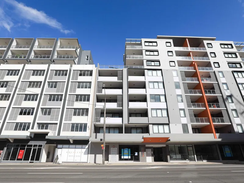 North facing 2 bedroom apartment with nice view