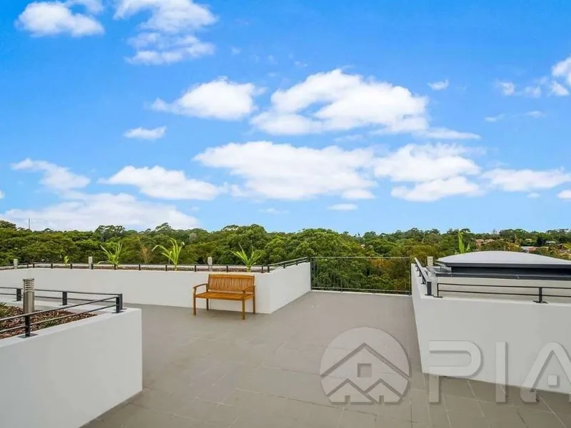 Spacious north facing apartment in prime location