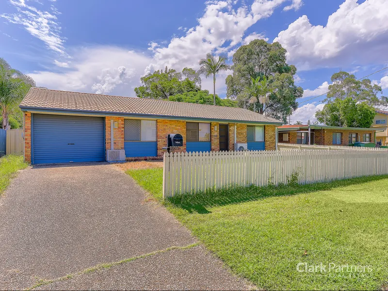 LOWSET FAMILY HOME IN A GREAT LOCATION