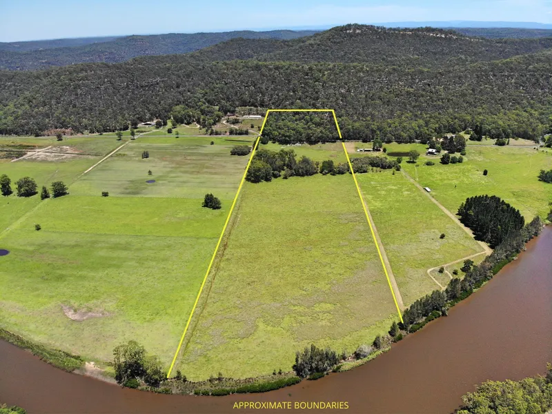 Tree Change Dream, Affordable & Arable Waterfront - 33 Acres