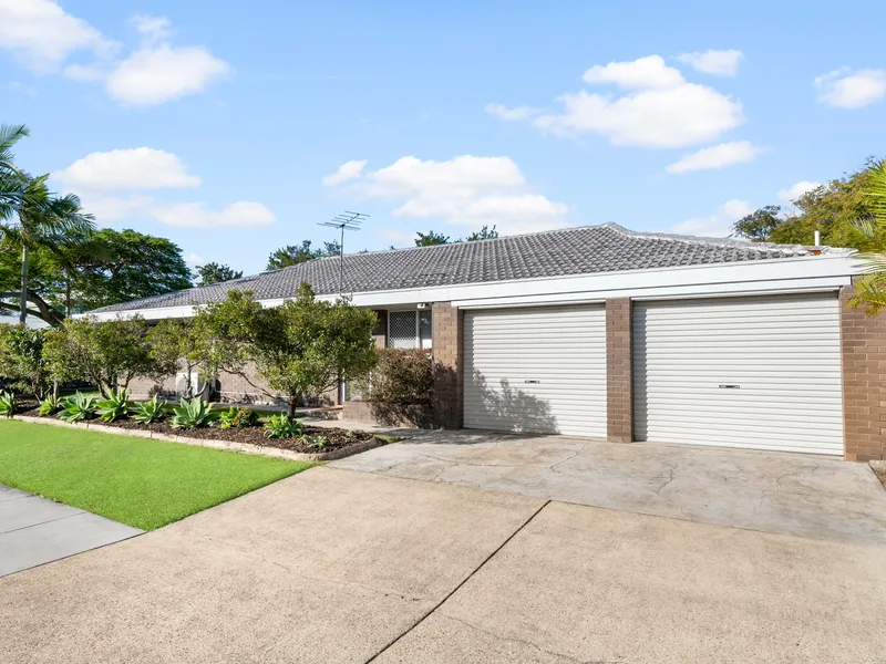 Wake up and walk to the beach