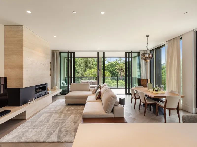 Elegance, Views and Lifestyle in Classic East Melbourne