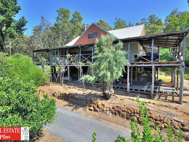 A slice of History and lifestyle on 11.6 acres 