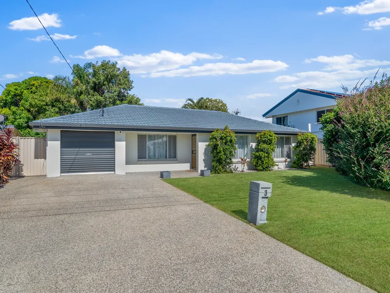 CLASSIC LOWSET HOME CENTRAL TO EVERYTHING!