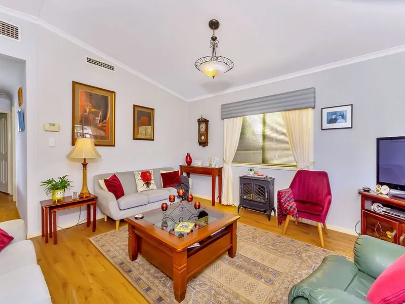 Super Quiet - Home in Quality Location -  HOME OPEN SATURDAY 31 OCTOBER AT 12.30pm