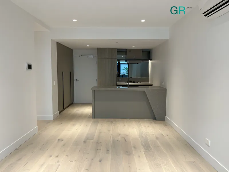 Brand new apartment awaits!