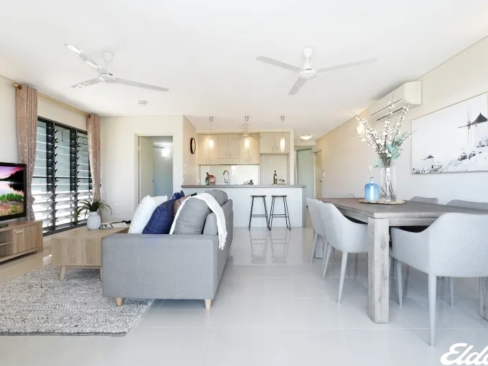 VIEW, LOCATION AND VERY STYLISH