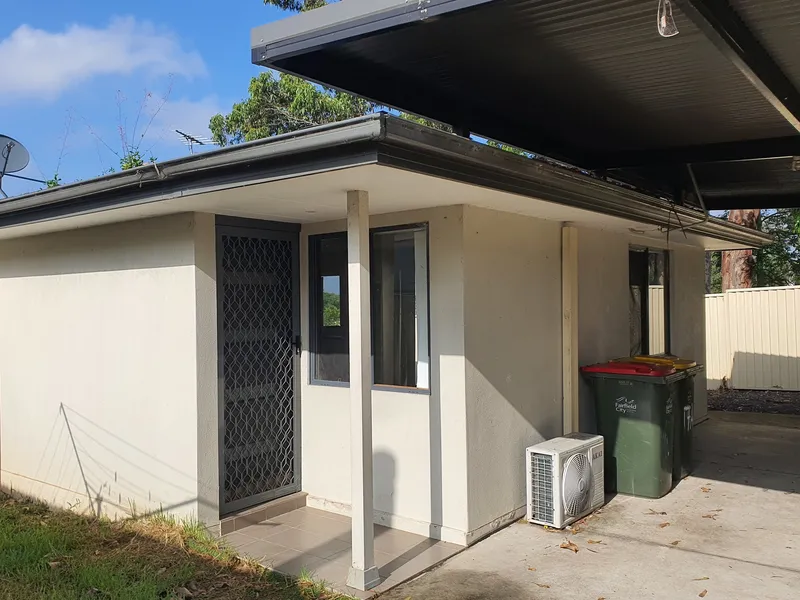 GOOD CONDITION 2 BEDROOMS GRANNY FLAT!