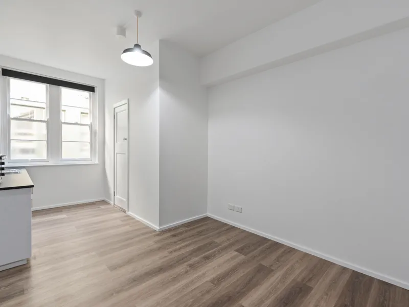 RENOVATED STUDIO IN PRIME LOCATION