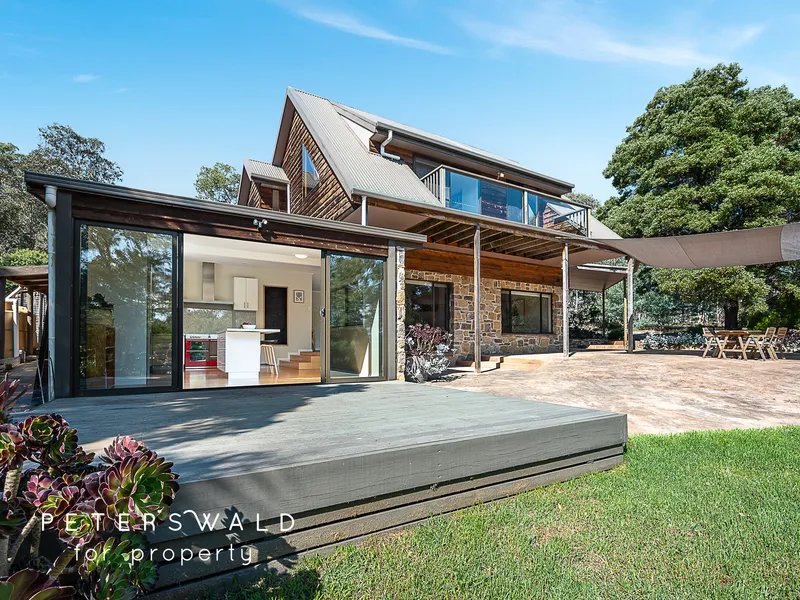 Secluded Sandford family oasis amid pristine surrounds