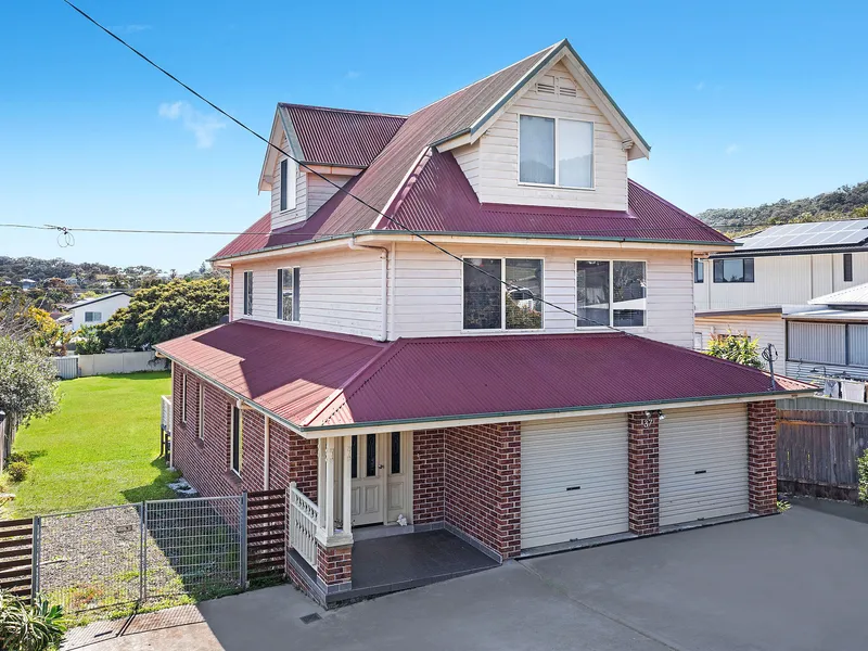 Huge Investment Potential 600m to the Beach