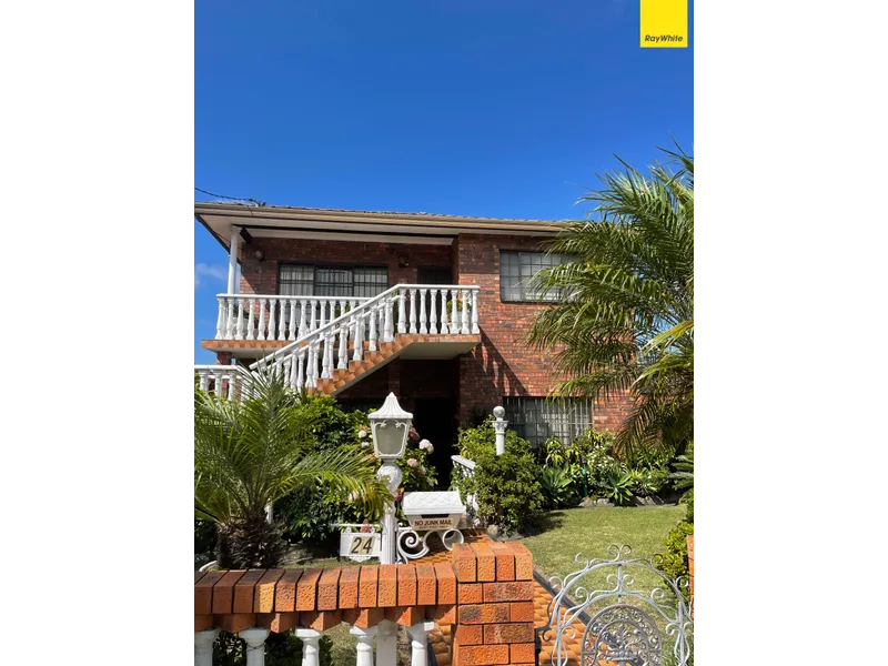 Solid Semi in ideal location