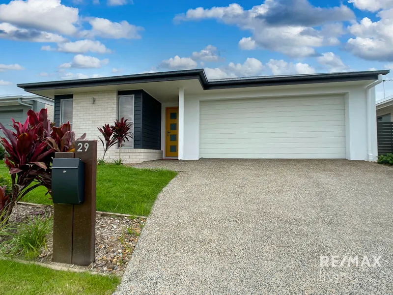 STUNNING BRAND NEW FAMILY HOME