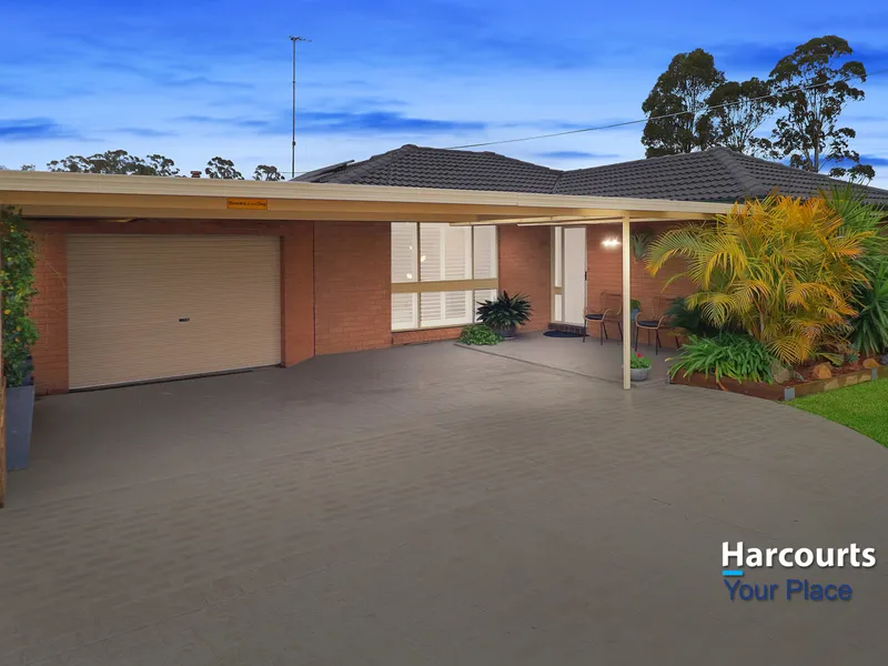 Luxurious Residence at 22 Hennesy Crescent, Shalvey