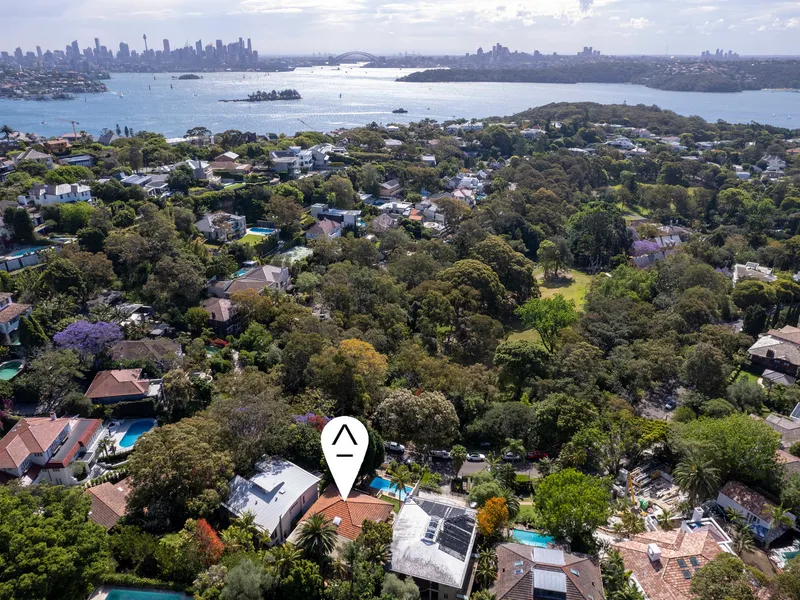 Freestanding home in a prized elevated position in one of Vaucluse's premier streets