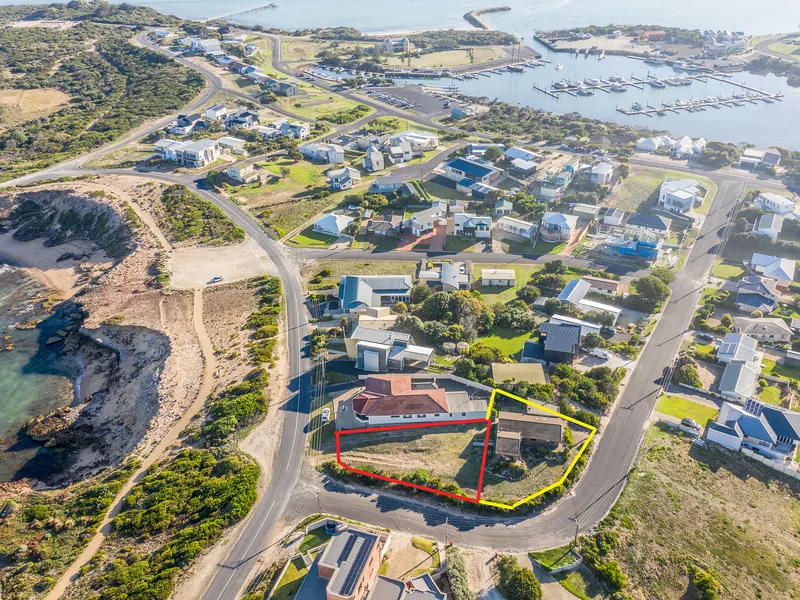 14 Adam Lindsay Gordon Drive & 14 Williams Avenue