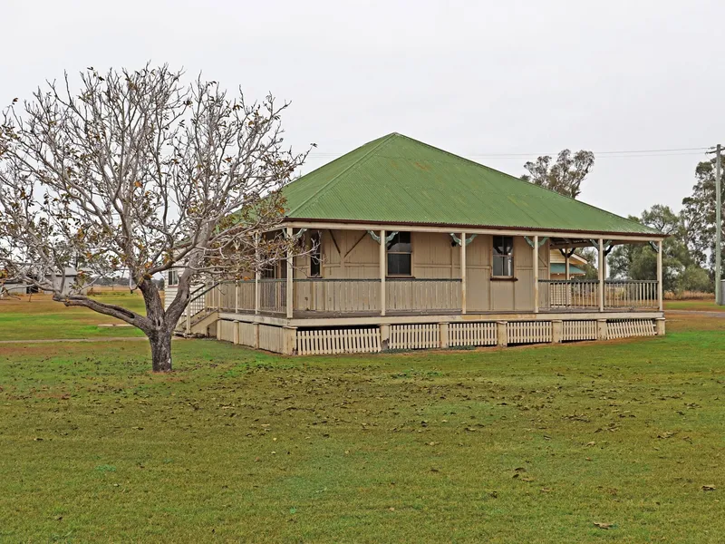 Submit Offers! Original Queenslander with Panoramic Views!