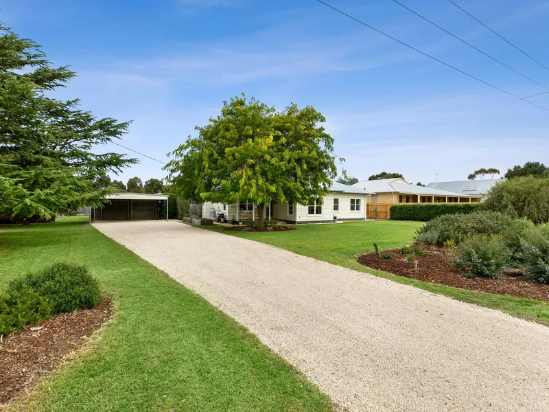 Peaceful country home