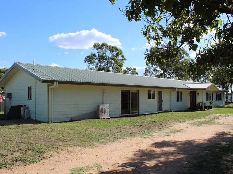 AMAZING HOMES, SPECTACULAR VIEWS