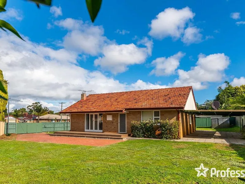 Large block with caravan or boat access