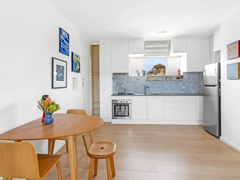 1 Bedroom Unit in a great location!